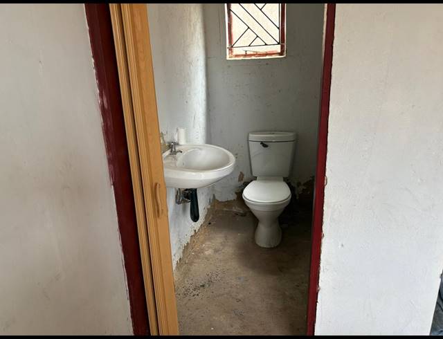 2 BEDROOM FREEHOLD FOR SALE IN SOSHANGUVE S